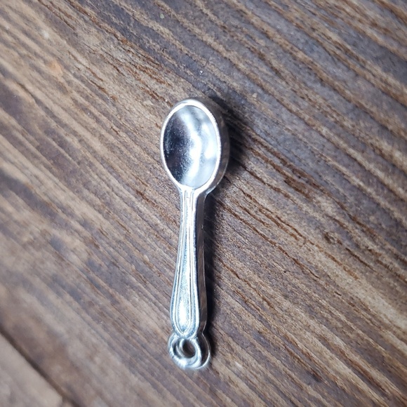 Sterling mini spoon charm pendant - Picture 2 of 2
